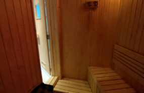 Pesona Metro Sauna Room